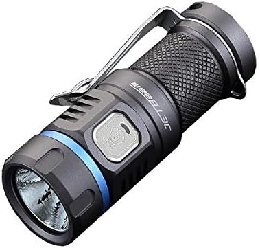 Jetbeam E20R Rechargeable Flashlight -990 Lumens -SST40 N4 BC LED -195 meter Beam Distance