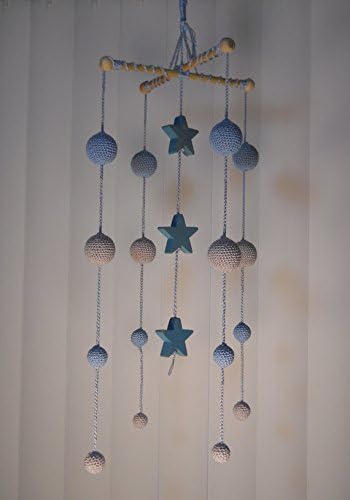 Baby mobile with crochet beads