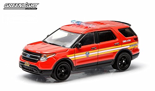 2014 FORD INTERCEPTOR UTILITY / NEW YORK CITY, NEW YORK * 2015 Hot Pursuit Series 15 * Greenlight Collectibles 1:64 Scale Limited Edition FDNY Die-Cast Vehicle