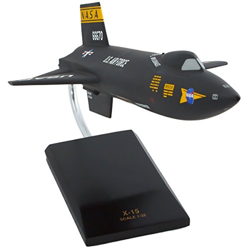 Mastercraft Collection North American Hypersonic Rocket Powered Aircraft United States Air Force Supersonic X-15 Model Scale: 1/32