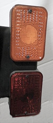 John Deere taillight Set LVA18272 LVA18273 Fits 1023E 1025R 1026R 2025R 2032R 3032E 3038E 4044M 4049M 4052M 4066M - Thumbnail 3