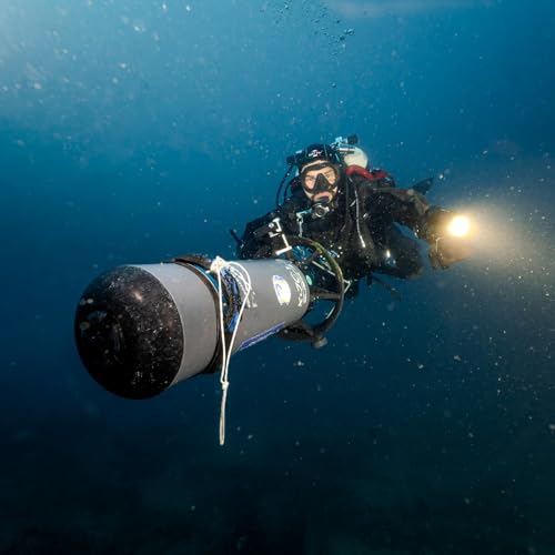 Wurkkos DL06 15000 Lumens Rechargeable Diving Light 6 LED XHP50.2 Powerful Underwater Flashlight with Charger Built-in USB-C Charging Port, 3 x 5000mAh Power Supply