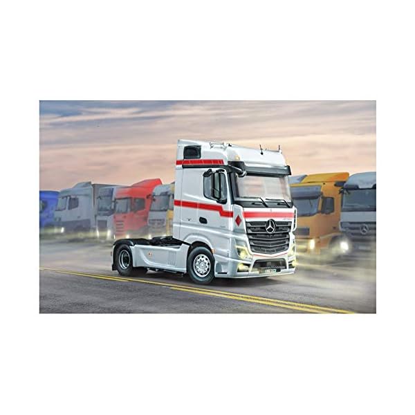 Italeri 1:24 Mercedes-Benz MP4 Big Space, originalgetreue Nachbildung, Modellbau, Basteln, Hobby, Kleben, Plastikbausatz, Zusammenbauen – Bild 5
