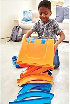 hot wheels deluxe stunt box