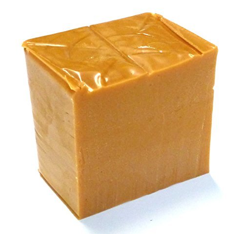 Brunost With Cardamom Halved 250 G Of Tine Julebrunost Krydret Floetemysost Cream Whey Cheese Whey Cheese Gudbrandsdalsost Brunost Whey Cheese Brown Cheese Geitost Gjetost Caramel Cheese Buy Online In Macau At Macau Desertcart Com