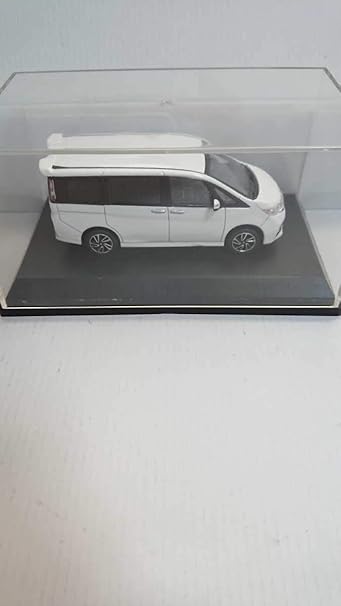 Amazon 143 ホンダ ステップワゴン 新型ステップワゴン スパーダ カラーサンプル ディーラー特注 ミニカー ホワイトオーキッド パール O ミニカー ダイキャストカー ホビー