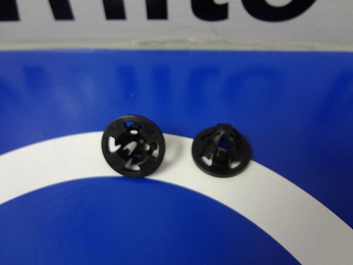 SET of (X2)07-12 Dodge Ram 1500 2500 3500 Tail Lamp Tailamp Lights Clip Nut Retainer Mopar