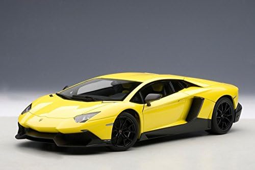 LAMBORGHINI AVENTADOR LP720-4 50th ANNIVERSARY EDITION (YELLOW GIALLO MAGGIO)a keychain is included in 1:18 Scale AUTOart 74681