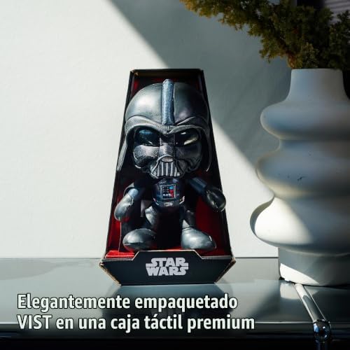 , Disney Star Wars Darth Vader Peluche, 25 cm, Figura Detalhada com Capacete, Capa e Armadura, edição de colecionador para fãs de Star Wars (6315870557)