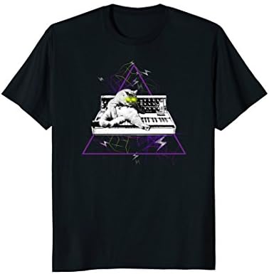 Cats on Synthesizers Minimoog Synth Unisex T-Shirt