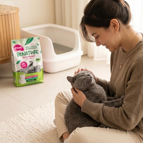 Areia de Mandioca Biodegradável para Gatos Grãos Médios 8kg | Granulado natural de mandioca, compostavel, alta absorcao e controle de odor, rende ate 30 dias por gato