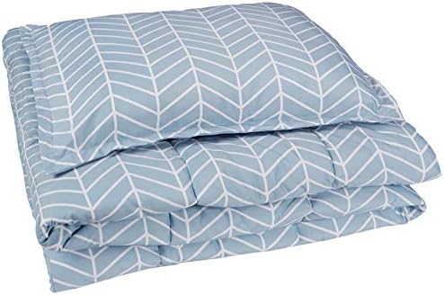AmazonBasics Comforter Set, Twin / Twin XL, Blue Chevron, Microfiber, Ultra-Soft
