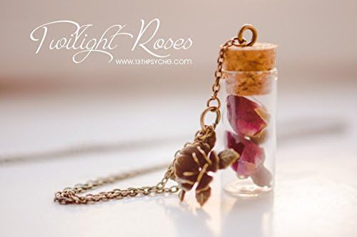 Rose buds bottle Necklace. Flower necklace, Vial Necklace, miniature terrarium jewelry, Cute Necklace, dried flower pendant, gift for women
