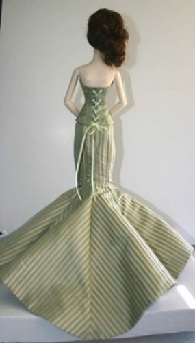 Cemetary Seranade Pattern for 18.25" Evangeline Ghastly