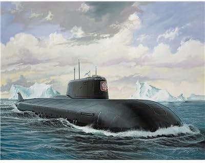 1/700 Russian submarine Kursk 05052