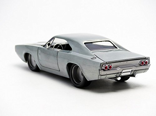 Jada Toys Fast & Furious Diecast '68 Dodge Charger R/T Vehicle (1:24 Scale)