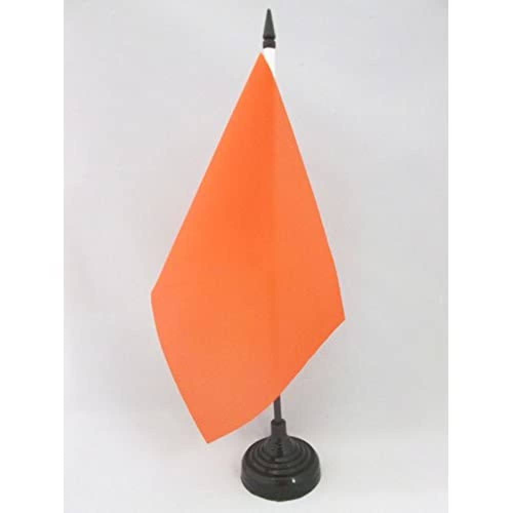 AZ FLAG Plain Orange Table Flag 5'' x 8'' - Orange Solid color Office Decoration 100% Polyester 21 x 14 cm - Mini Desk Flag with Pole and Black Plastic Base