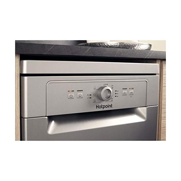 Hotpoint Aquarius Slimline Freestanding Dishwasher - Silver