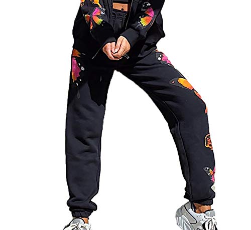 closed bottom sweatpants with pockets