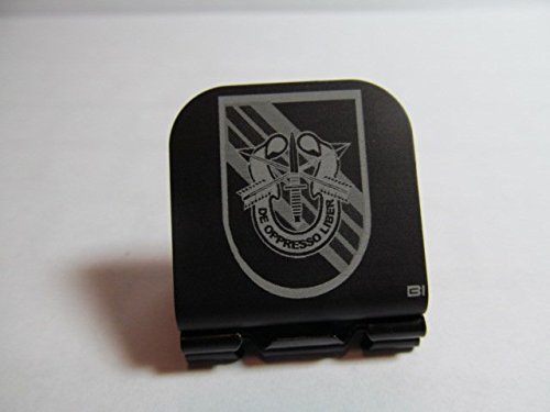 5th Special Forces Group Vietnam Crest With Flash Laser Etched Hat Clip Black