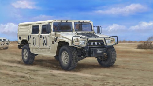 Hobby Boss Dong Feng Meng Shi 1.5 Tom Military Light Utility Hardtop Version A Vehicle Model Building Kit