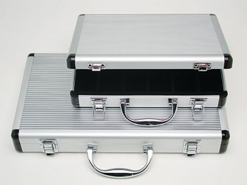 Aluminum case with handle, holds 500 chips