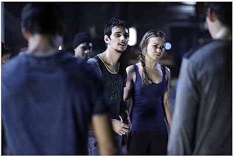 Devin Bostick 8 Inch X 10 Inch Photograph The 100 Tv Series 2014 Next To Chelsey Reist Kn At Amazon S Entertainment Collectibles Store