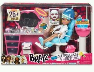 BRATZ Sleepover Spa and Hair Studio