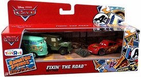 Disney / Pixar CARS RADIATOR SPRINGS CLASSIC Exclusive 1:55 Die Cast 3-Pack Fixin' The Road [Fillmore, Sarge & Lightning McQueen with Shovel]