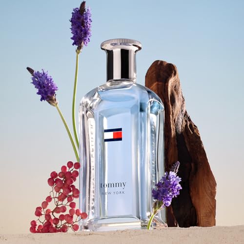 – Tommy New York Eau de Toilette 30 ml – Perfume para Hombre – Fragancia Fougère Especiada – Notas Especiadas y Amaderadas – Frasco de Vidrio Azul