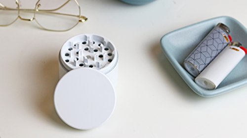 Soft Matte White 2.5 inch Grinder | Smooth Grind and Feel | Magnetic Lid