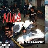 Disco de N.W.A: «Efil4zaggin (CD & DVD Combo)» (Anverso) Disco de N.W.A: «Efil4zaggin (CD & DVD Combo)» (Anverso)
