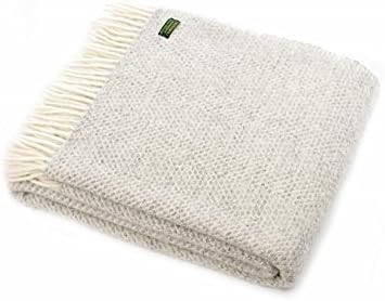 Tweedmill TextilesLifestyle honeycomb pure new wool blanket throw in Soft grey