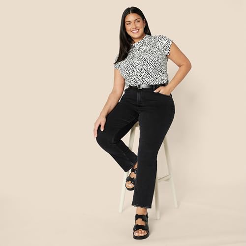 Amazon Essentials Women's Long Sleeve Ruched Matte Jersey Fitted Top (Skirt Sold Separately)