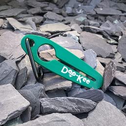 Doo-Kee - Used Poo Bag Holder with Secure Twist Loop (Pine Green) — image 1