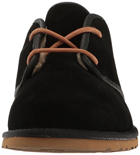 ugg maksim chukka boot