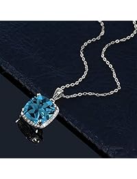 Cojín de 8,54 ct London Azul Topacio Blanco Diamante Colgante De Oro Blanco De 10 K