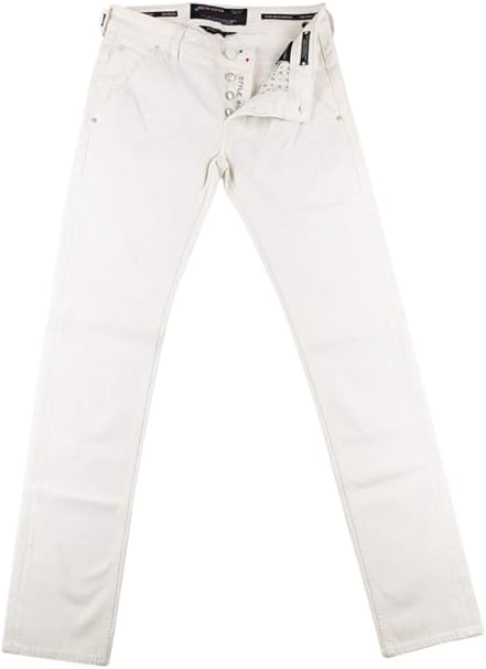 white jeans pattern