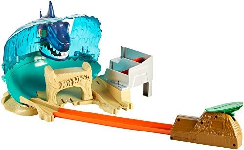 hot wheels shark beach battle