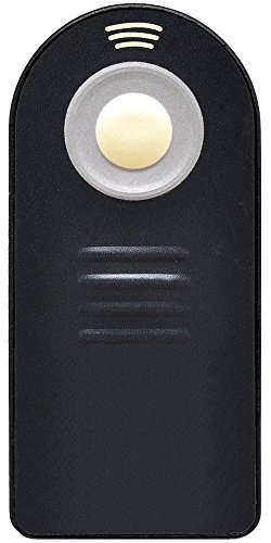 Nikon-D7200-DSLR-Camera-with-18-55mm-and-70-300mm-Dual-Lenses-Holiday-Bundle