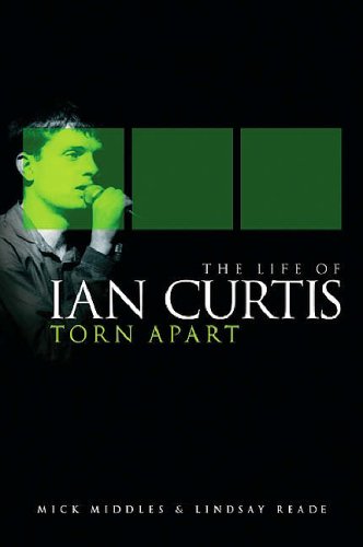 "Torn Apart - The Life of Ian Curtis" av Mick Middles