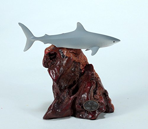 MAKO SHARK Sculpture by JOHN PERRY 7in tall Statue on Burlwood Airbrushed - Thumbnail 3