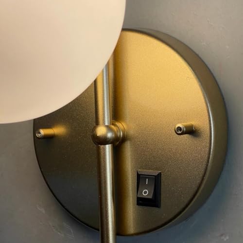 Arandela de Parede Moderna Inclinada Dourada Com Interruptor com Globo Vidro 12cm Para Decorar Casa e sala, Cama Cabeceira, Quarto, lavabo