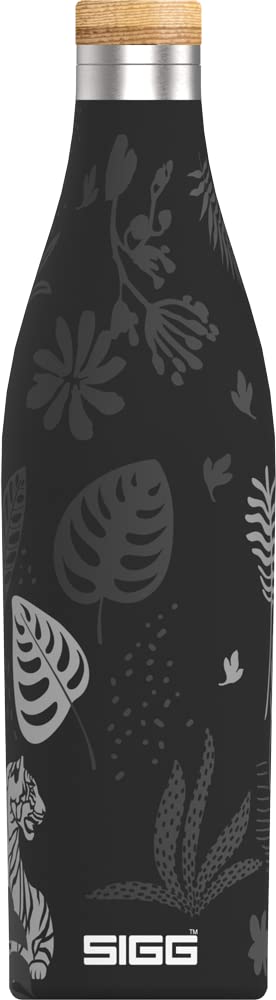 SIGG - Insulated Water Bottle - Meridian - Leakproof - Extra Slim - BPA Free - Plastic Free - Double Walled 18/8 Stainless Steel - Bamboo Screw Top - Black - 0.5 L