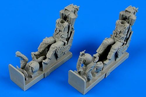AeroBonus 1:48 F-4 B/N/J/S US Navy Pilot & Operator w Ejection Seat #480070