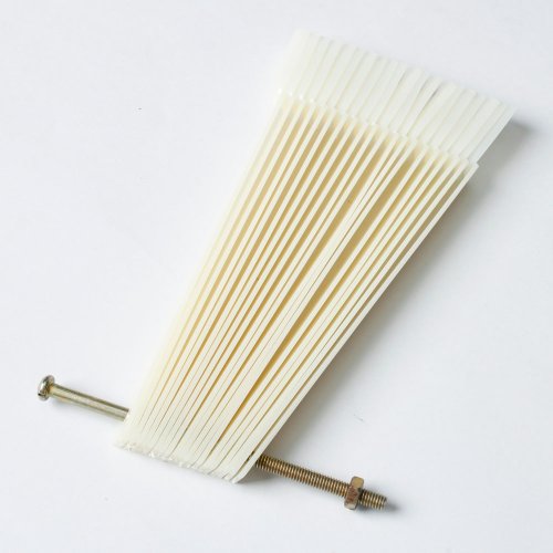 50 Pcs / 100 Pcs Fan-shaped Nail Art Tips Sticks Polish Gel Practice Tool (50 Pieces, Natural)