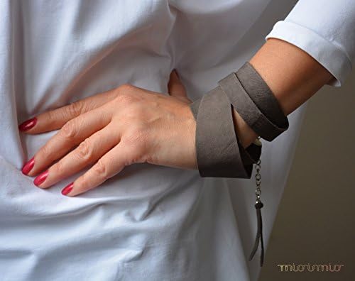 Urban wrap leather bracelet. Eco friendly wrap bracelet from scrap leather in grey.