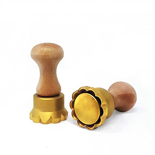 Round Ravioli Cutter,Ravioli Stamp Round in Brass and Natural Wood (Round 50 Flower)
