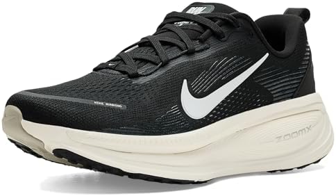 Amazon.com | Nike Women's Vomero 18 Essential Sneaker, Summit