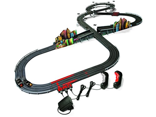 Auto World K.I.T.T vs K.A.R.R. World 16' Knight Rider Slot Car Race Set